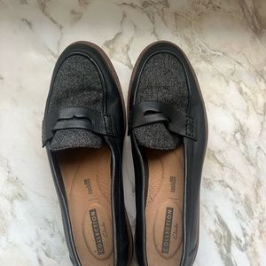 Clarks Loafers - Great used condition (not worn outside)